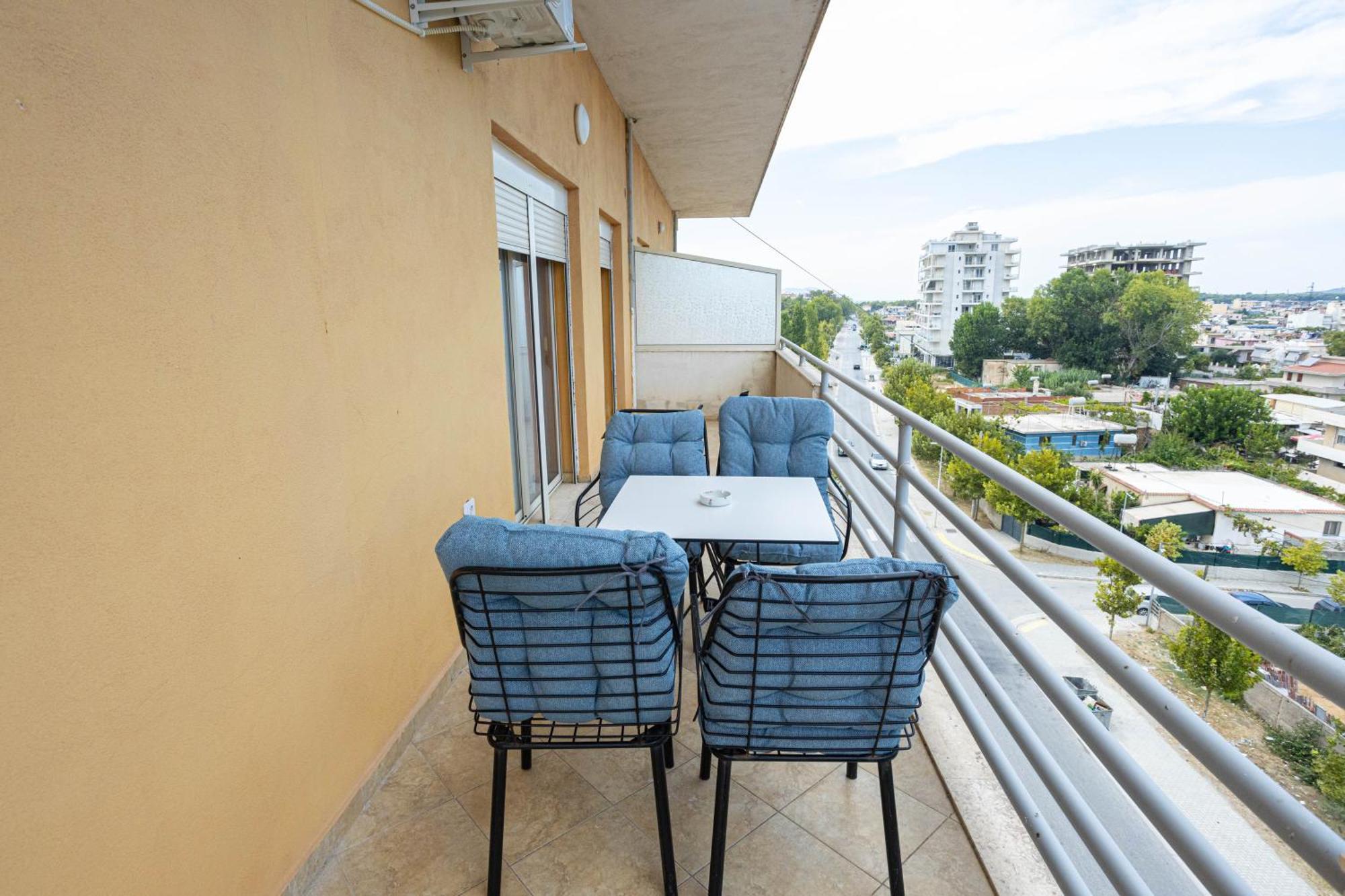 Emigres Apartments Vlorë Exterior foto